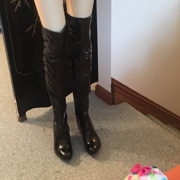 Bewitching Sexy Black Thigh High Patent Vinyl High Heel Boots Spirit Halloween - Picture 4 of 16